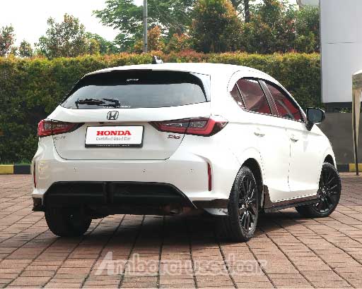WEB-2021-PUTIH-B1652WIA-02