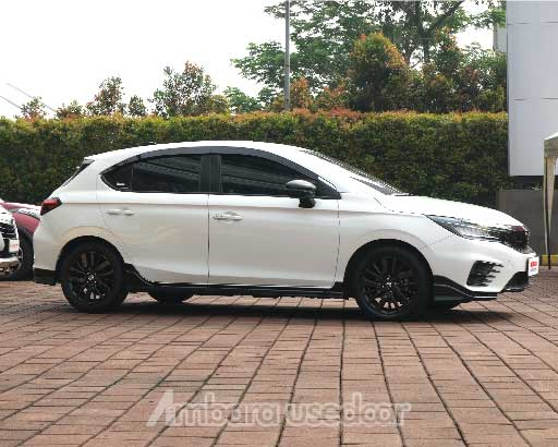 WEB-2021-PUTIH-B1652WIA-04