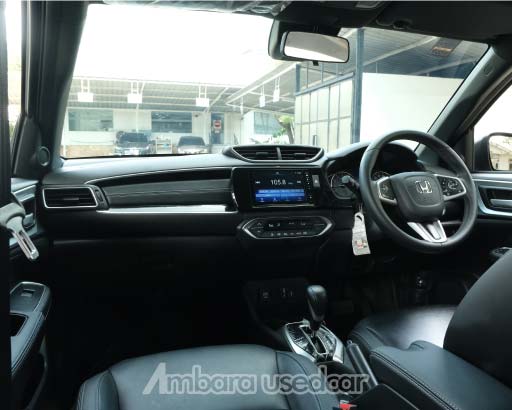 BR V PRESTIGE SENSING BEKAS