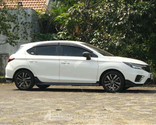 HONDA CITY HATCHBACK RS PUTIH