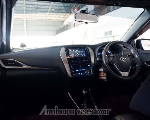 YARIS TRD 2019 HITAM