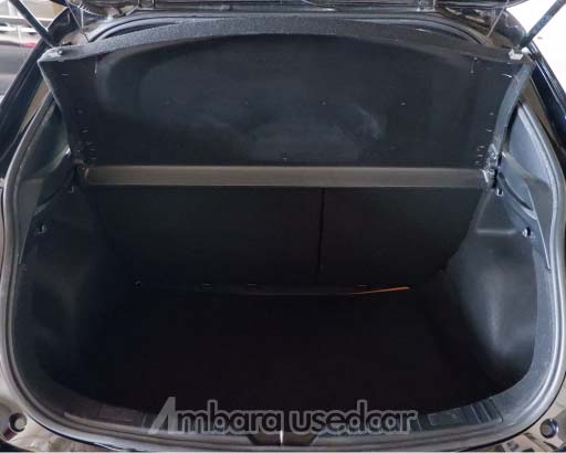 YARIS TRD 2019 HITAM