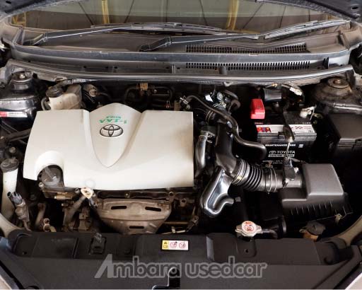 YARIS TRD 2019 HITAM